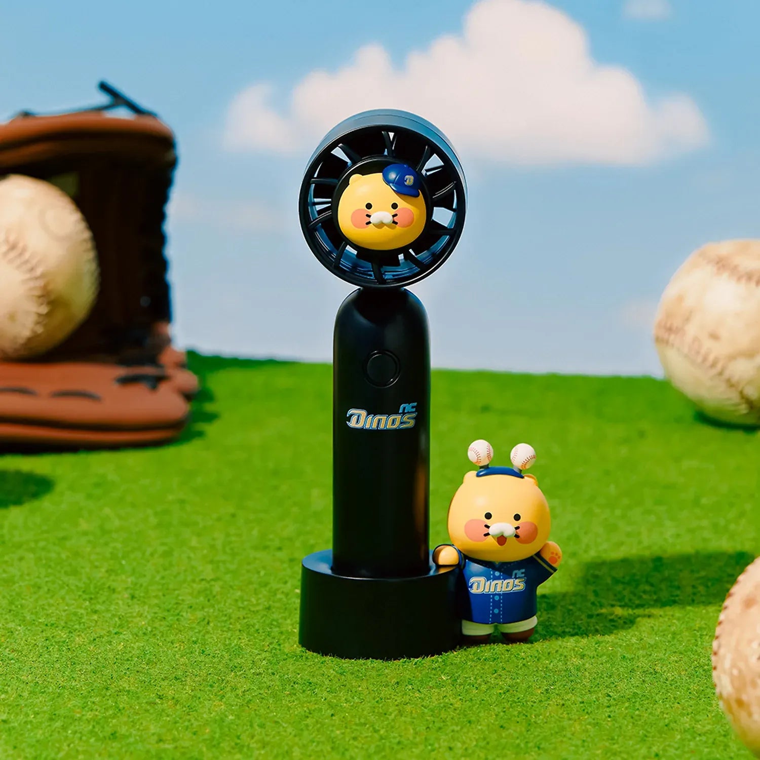 [KAKAO FRIENDS] KBO x Kakao Friends Chunshik Handheld Fan Collection