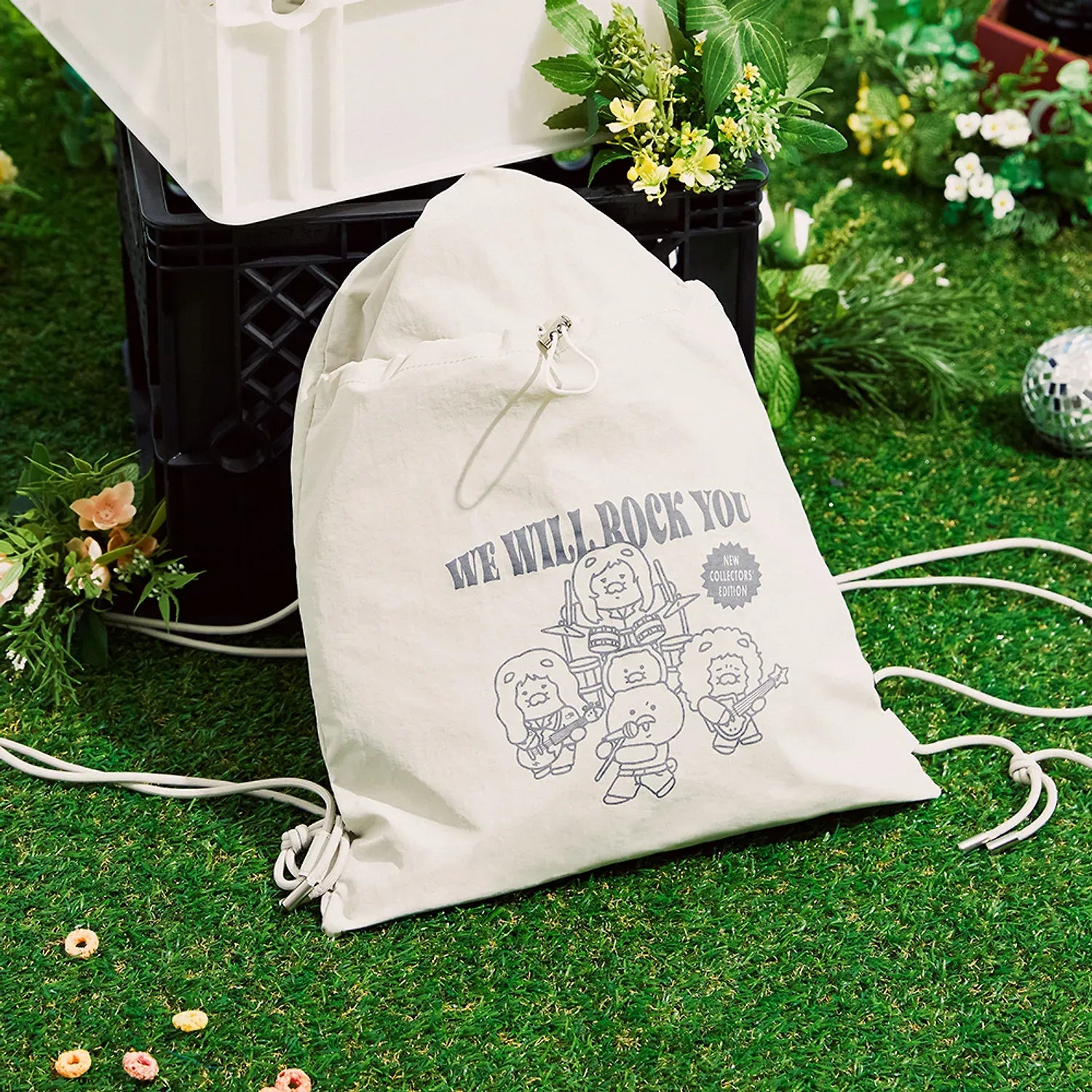 [KAKAO FRIENDS] QUEEN x Kakao Friends We Will Rock You Drawstring Bag Chunshik