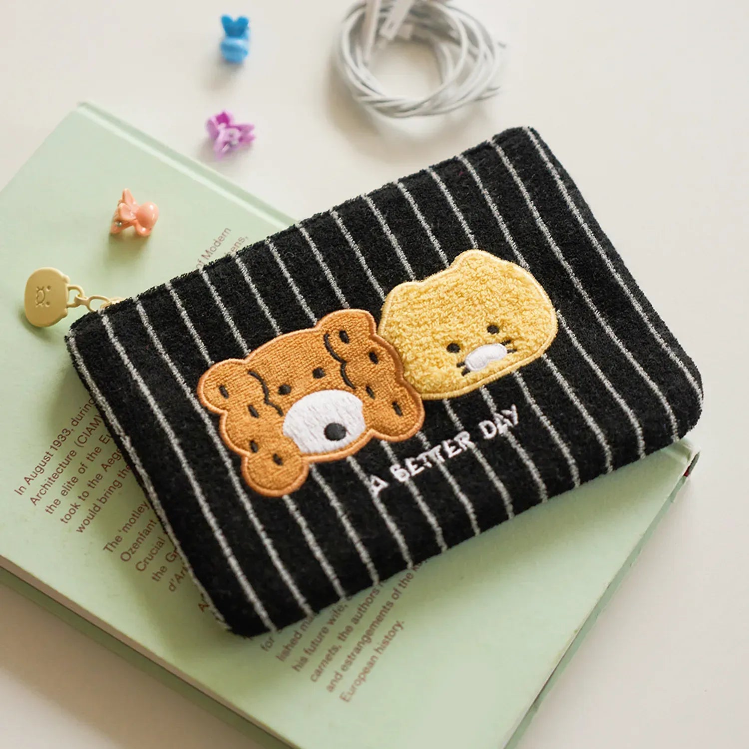 [KAKAO FRIENDS]FRIENDAY Terry Square Pouch Cosmetic Bag Chunshik
