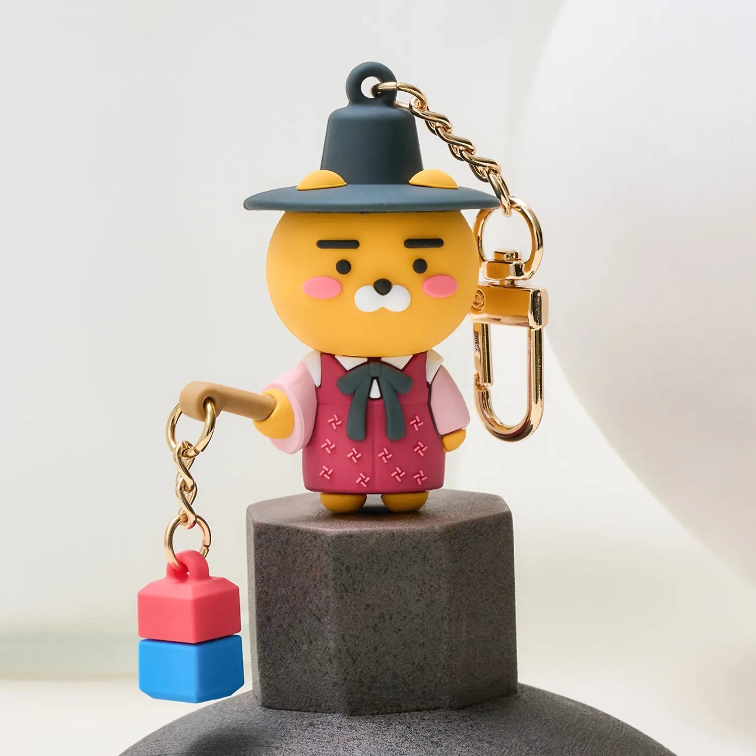 [KAKAO FRIENDS]Korean Traditional Figure Keyring Chunshik Ryan Apeach Hanbok Series
