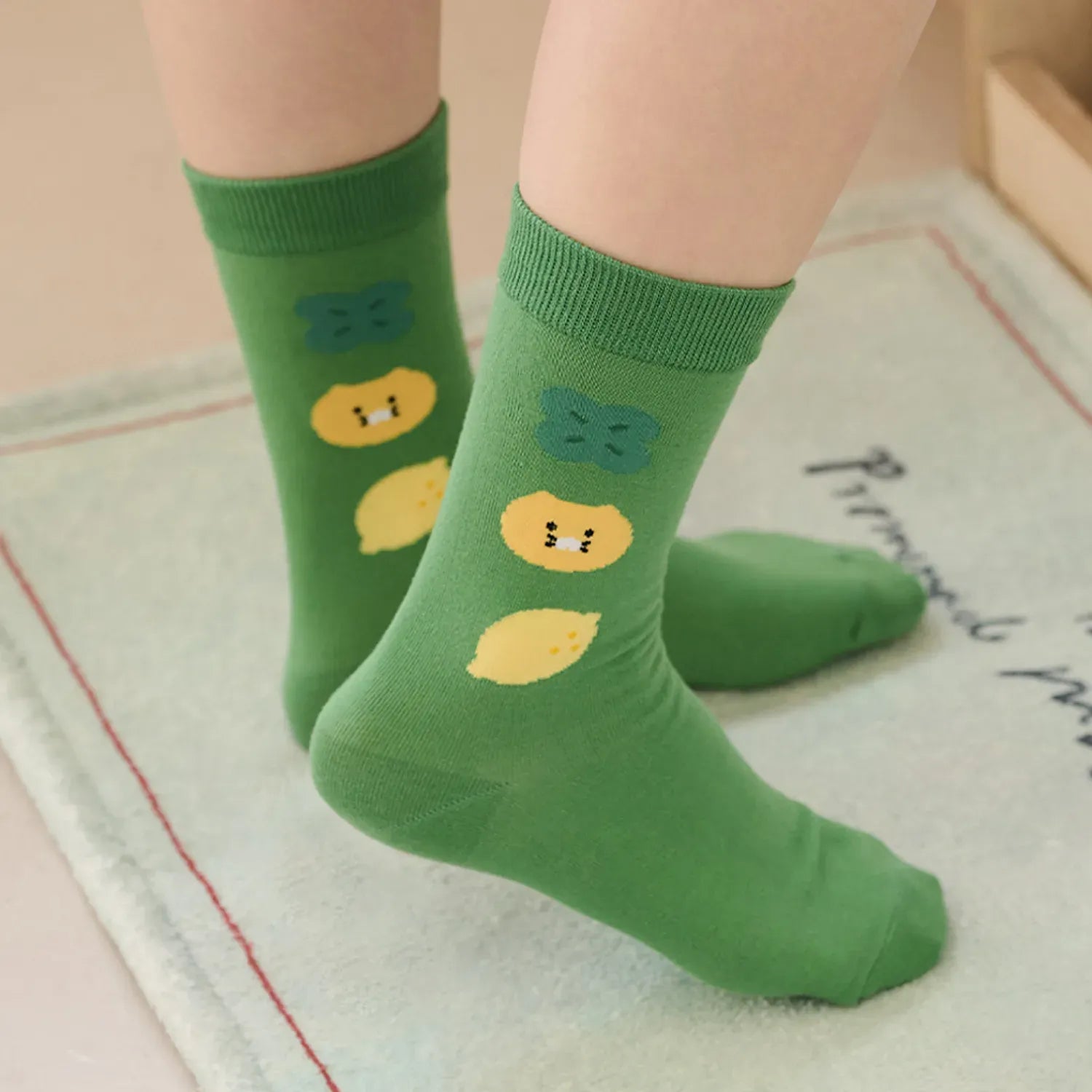 [KAKAO FRIENDS]Lucky Day Socks Chunsik (Green / Ivory)