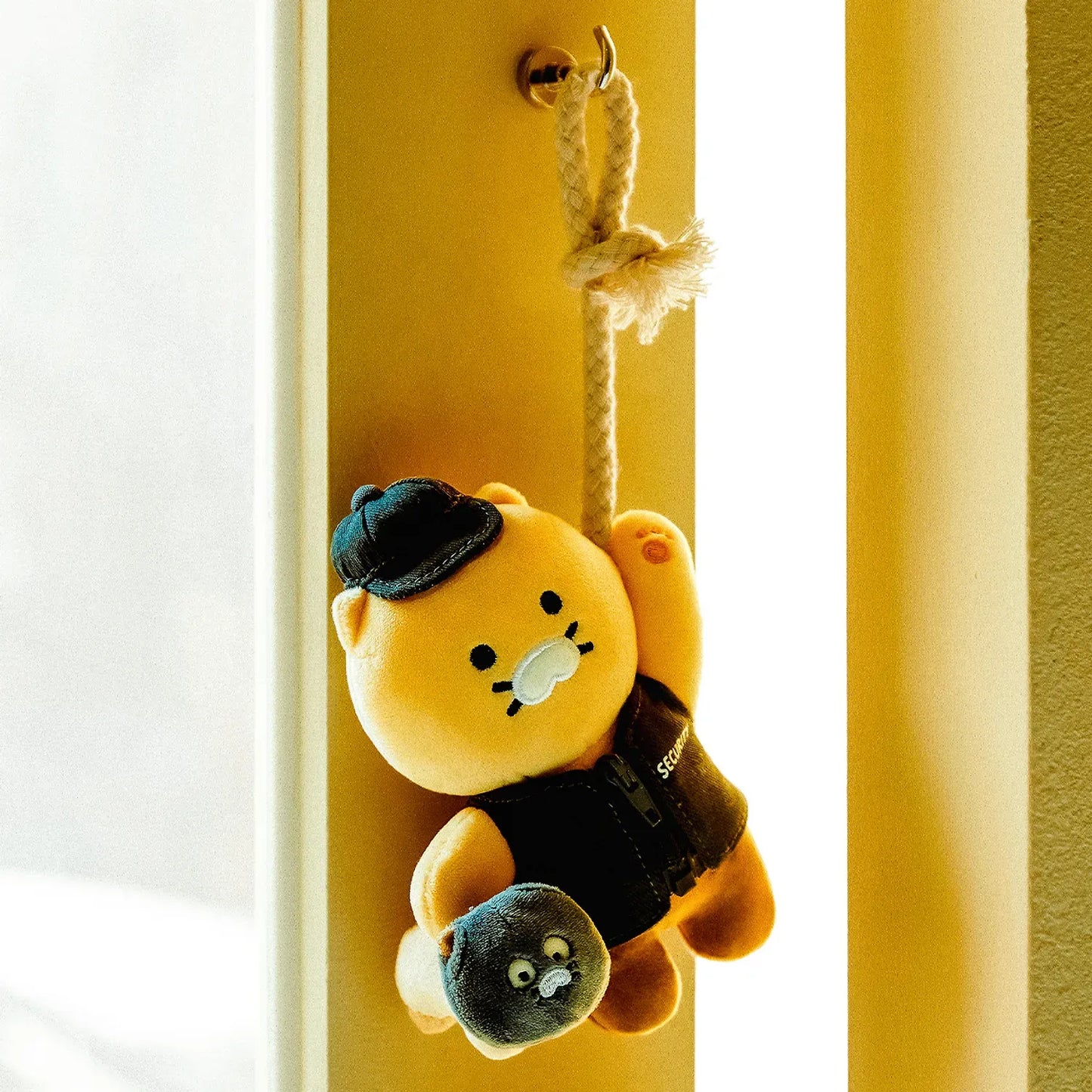 [KAKAO FRIENDS] Chunsik Home Guardian Plush Doll