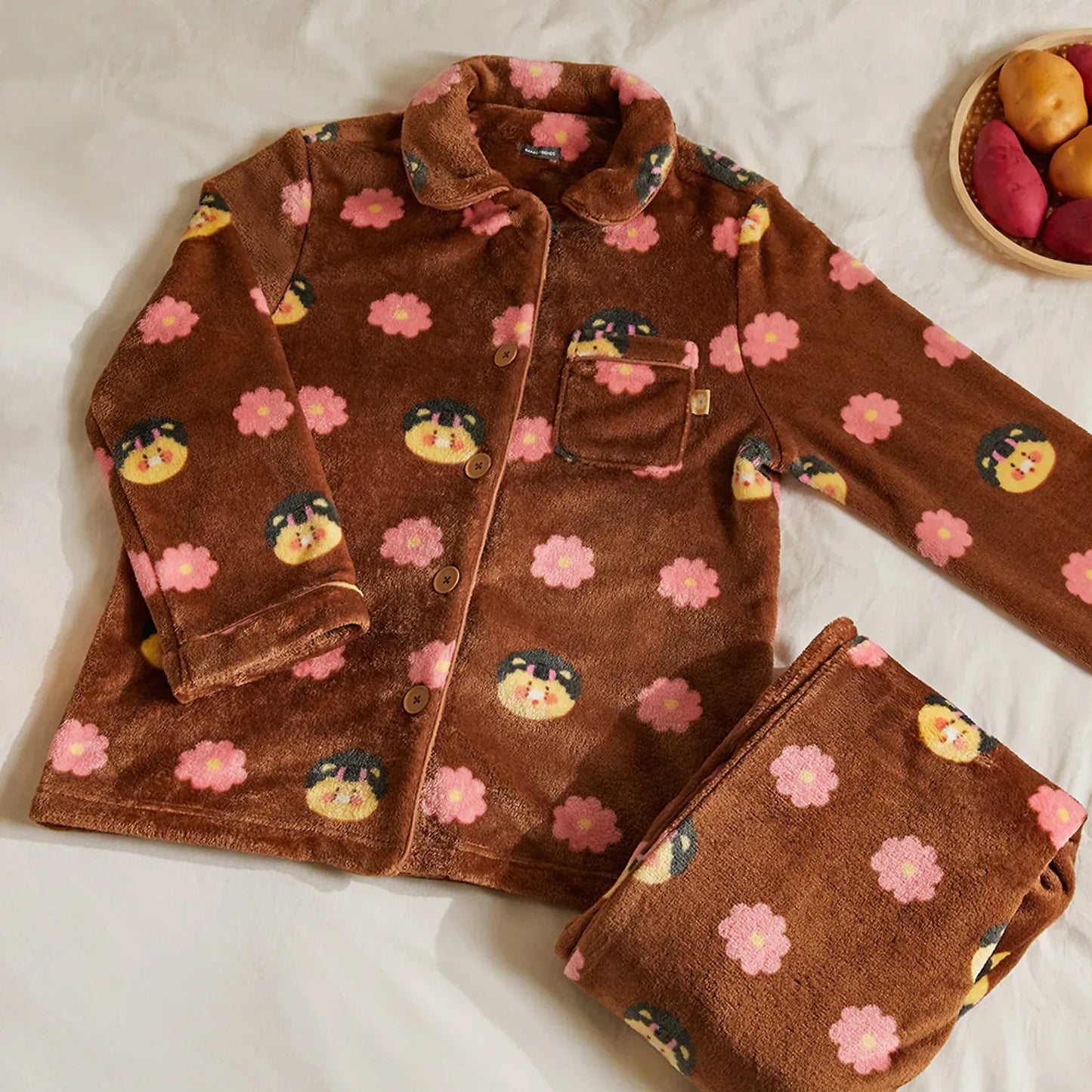 [KAKAO FRIENDS] Countryside Series Flannel Pajama Set Chunsik