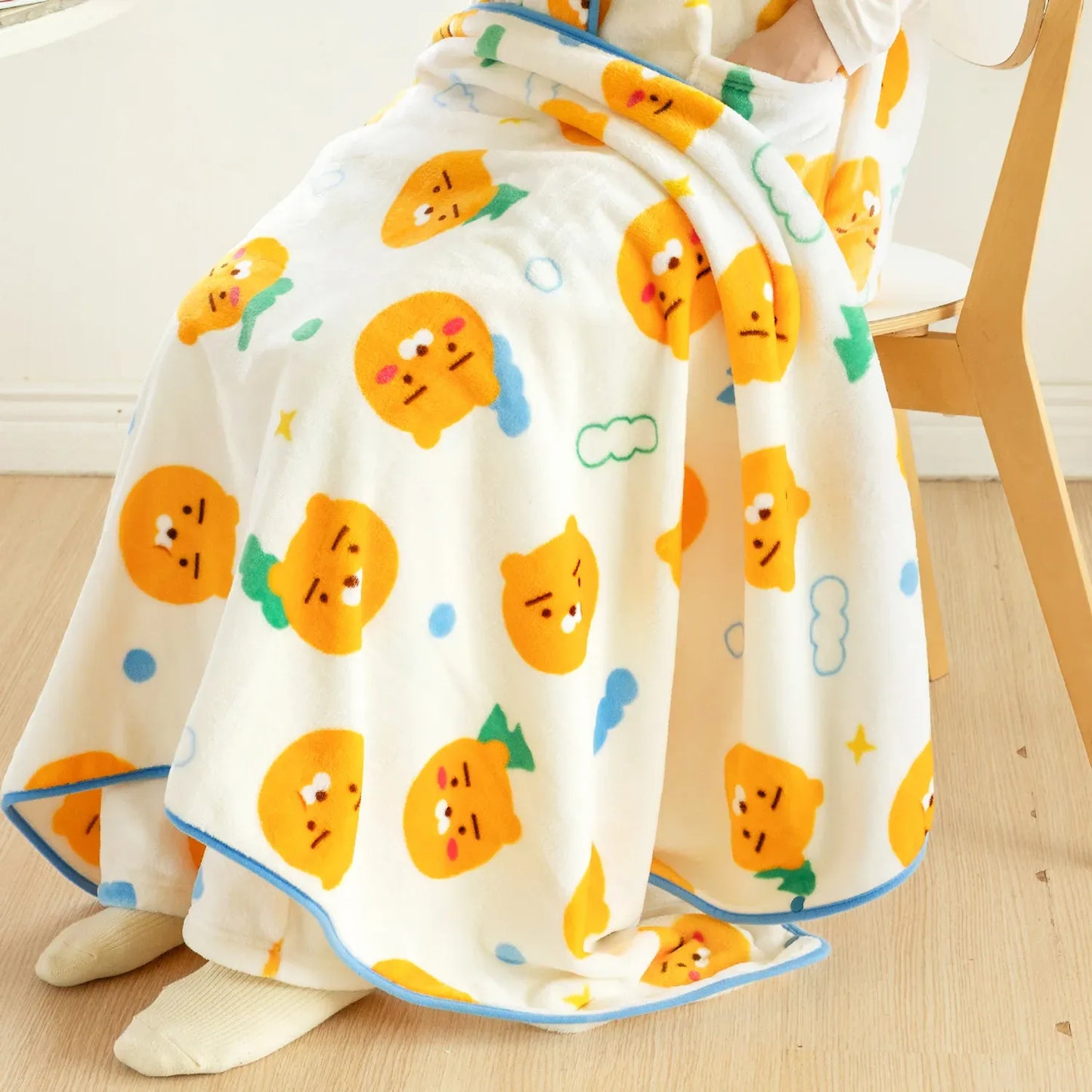[KAKAO FRIENDS] Cozy Knee Blanket Chunsik/Ryan