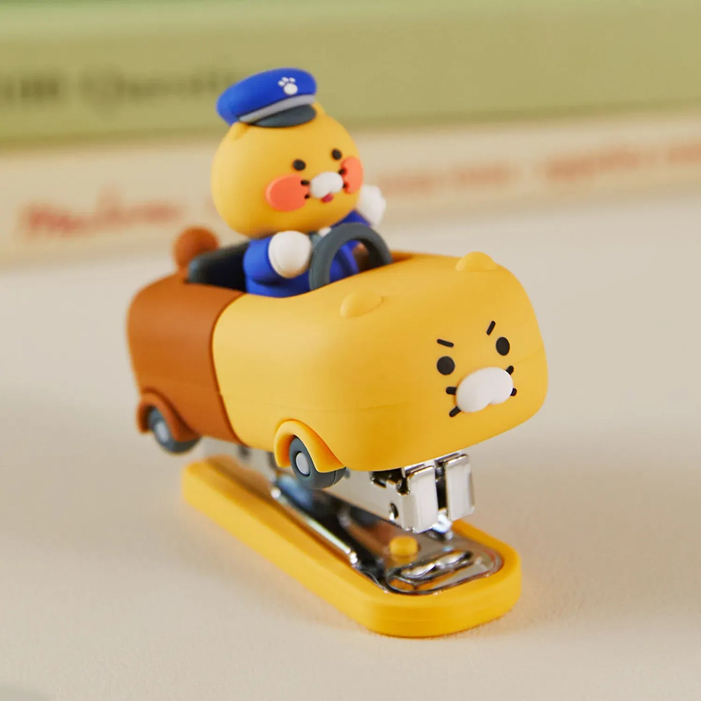 [KAKAO FRIENDS] Chunsik Bus Driver Stapler