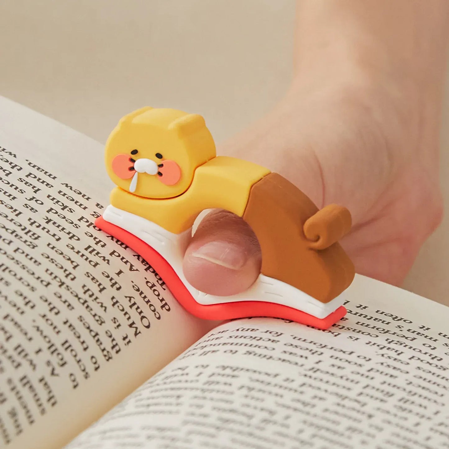 [KAKAO FRIENDS] Chunsik Reading Book Holder Ring