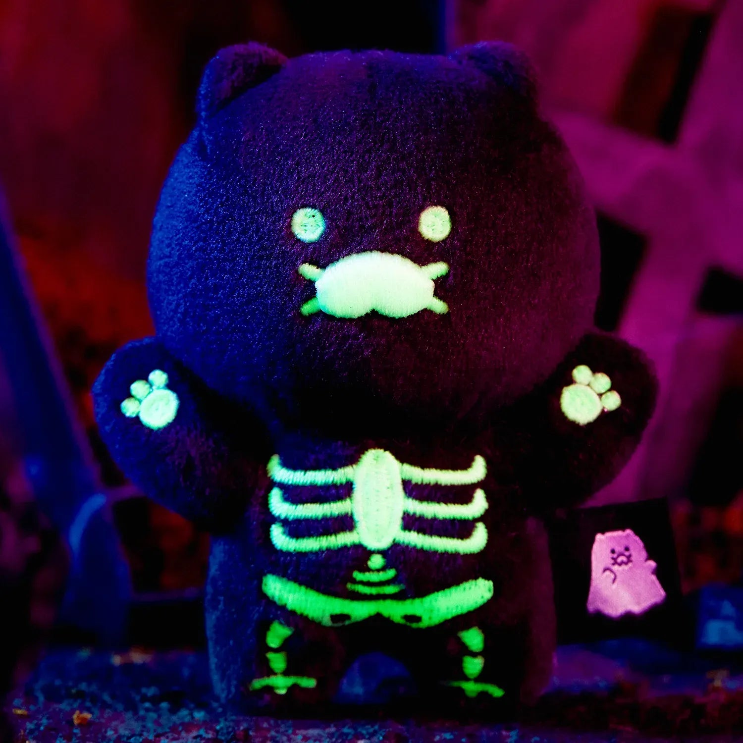 [KAKAO FRIENDS] NyangNyang Special Glow in-the Dark Skeleton Chunsik Keyring