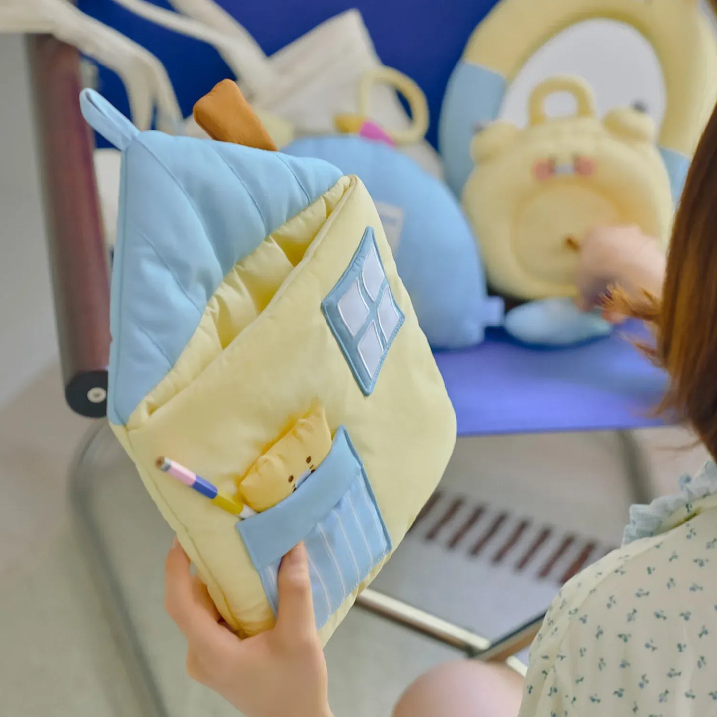 [KAKAO FRIENDS]CHOONHOUSE Cushion Wall Pocket Chunsik Edition