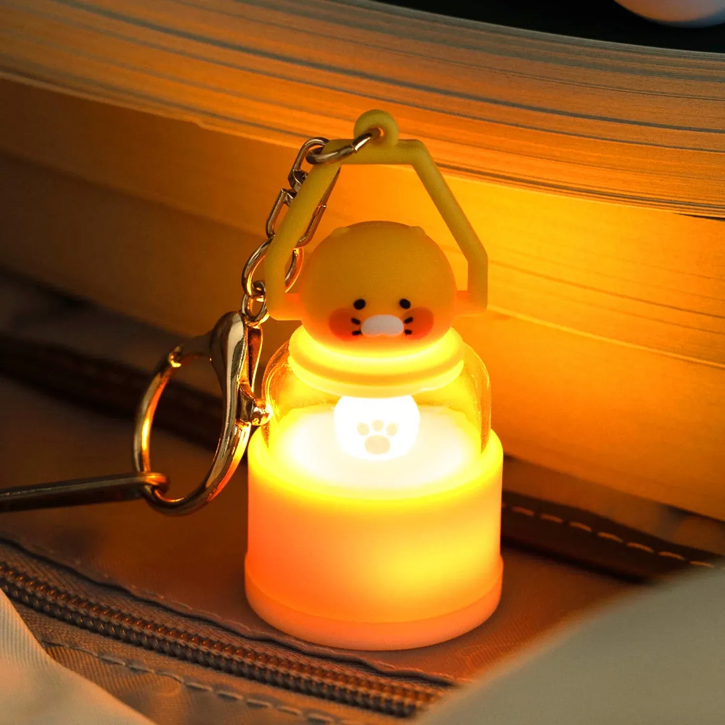 [KAKAO FRIENDS] Chunsik Mini Lantern Keyring