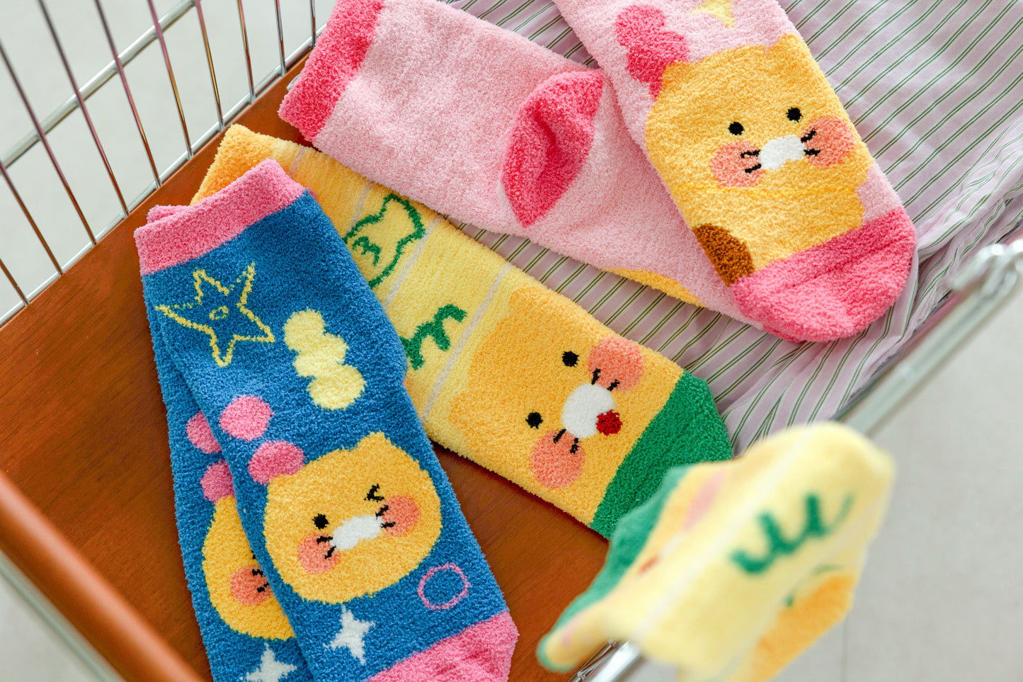 [KAKAO FRIENDS] Cozy Winter Socks Set (3 Pairs)