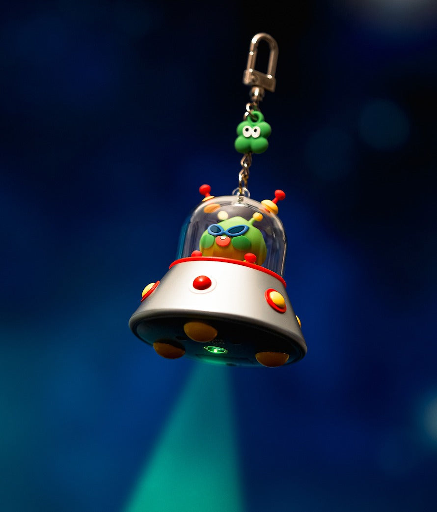 [KAKAO FRIENDS] Lucky Beam Alien UFO Light-Up Keyring