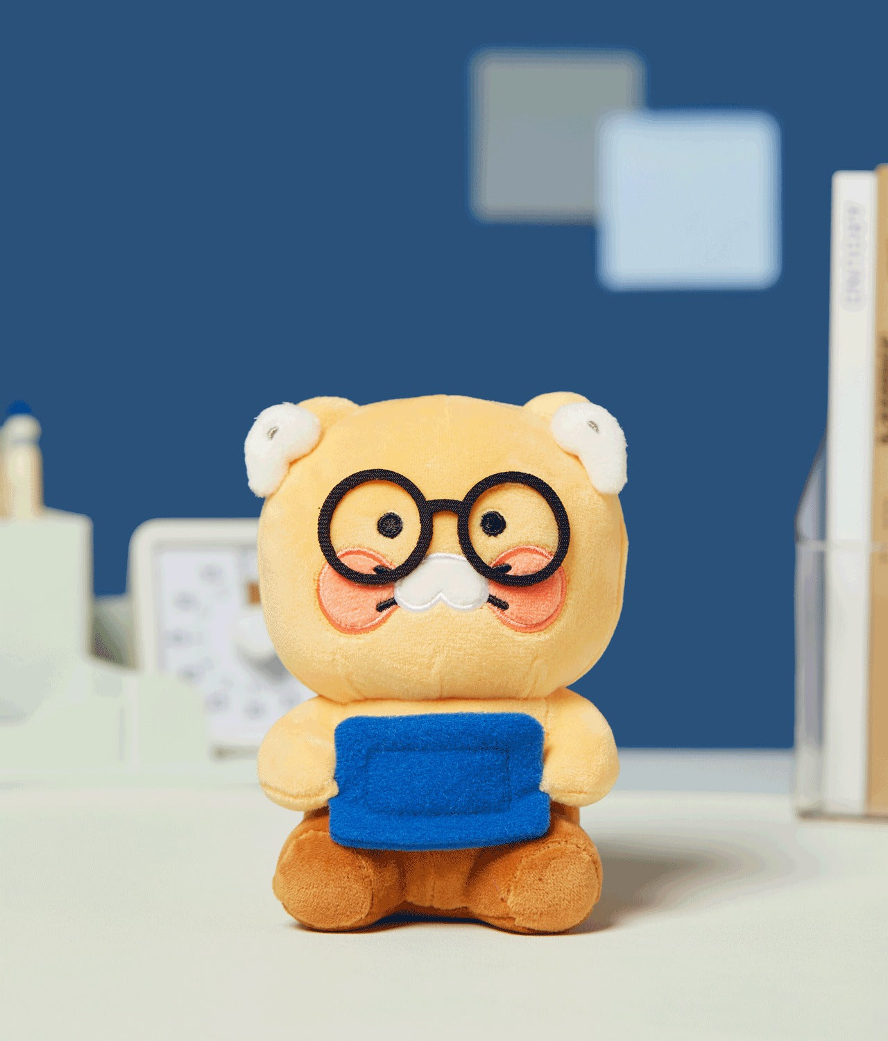 [KAKAO FRIENDS] Office Message Board Plush Manager Chunsik