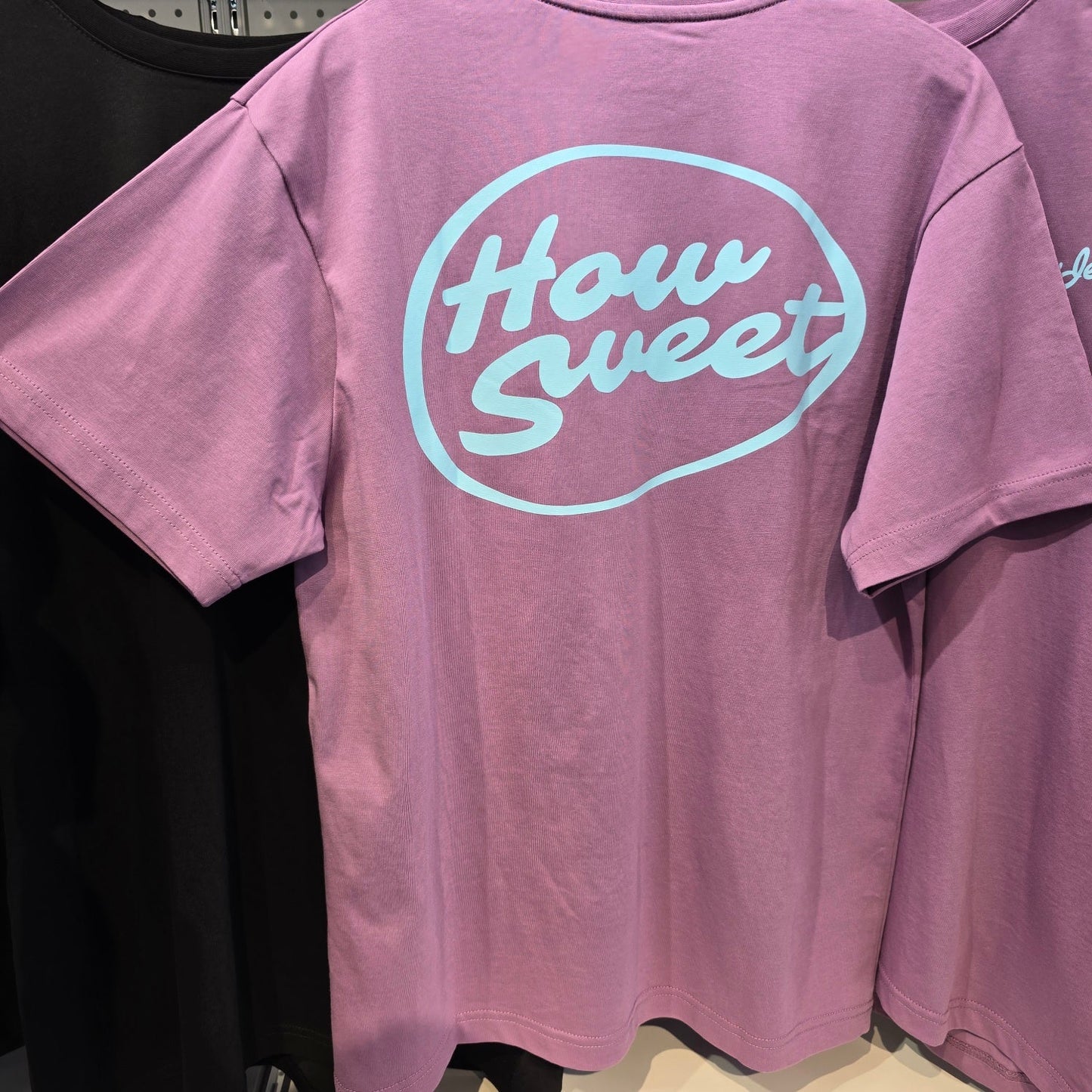 [NEW JEANS] How sweet pop-up T-shirt OFFICIAL MD